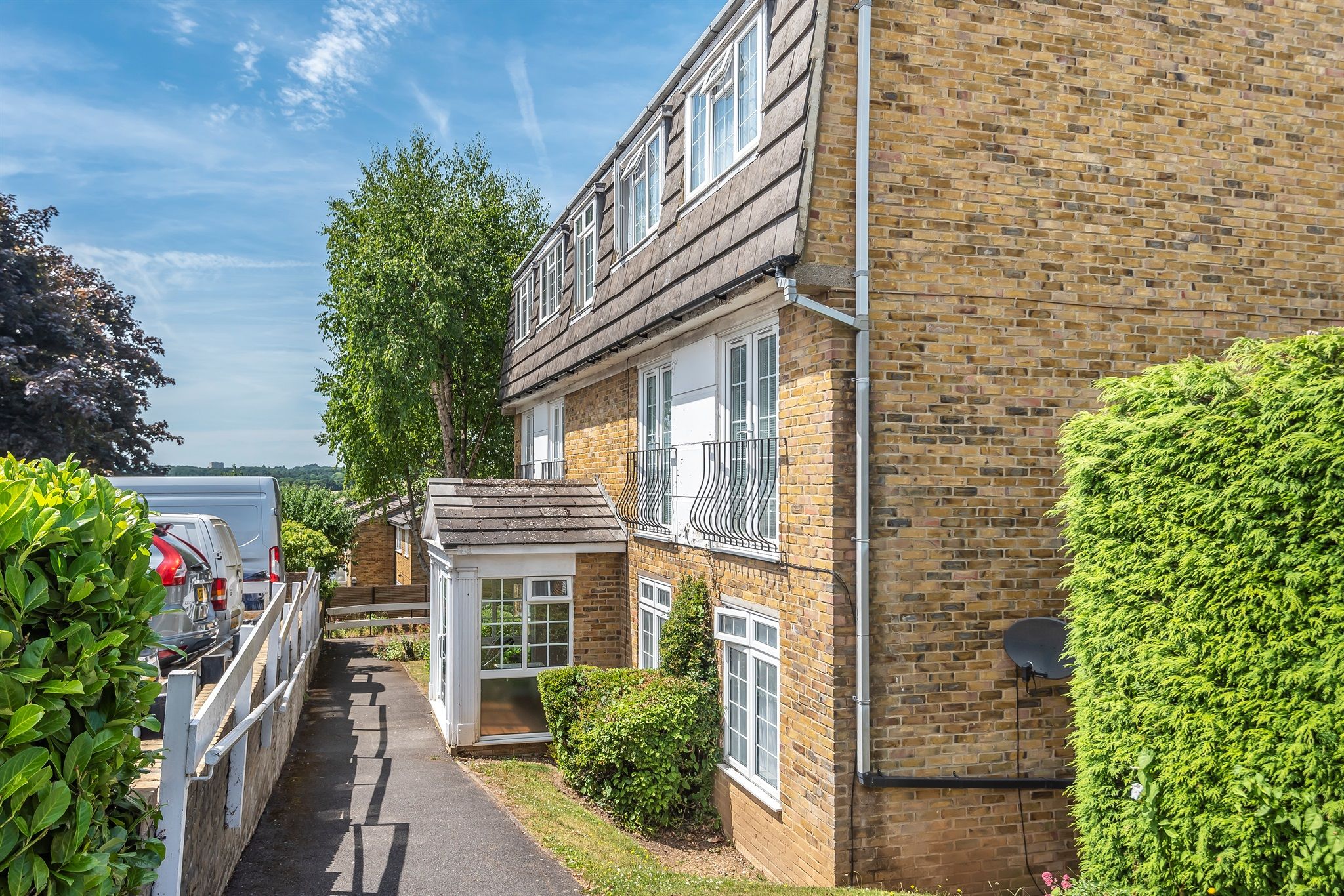 2 bed flat for sale in Crofton Way, Enfield EN2 Zoopla