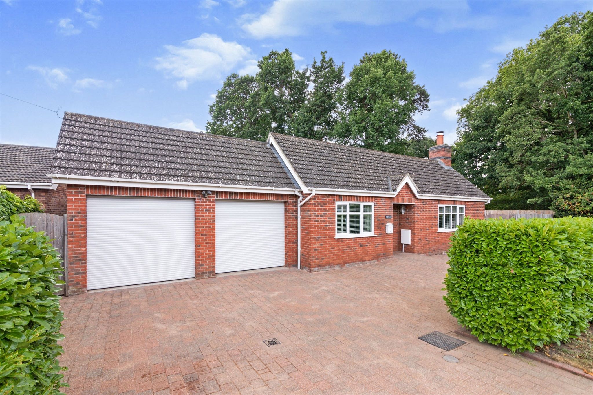 3 bed detached bungalow for sale in Yarmouth Road, Ellingham, Bungay