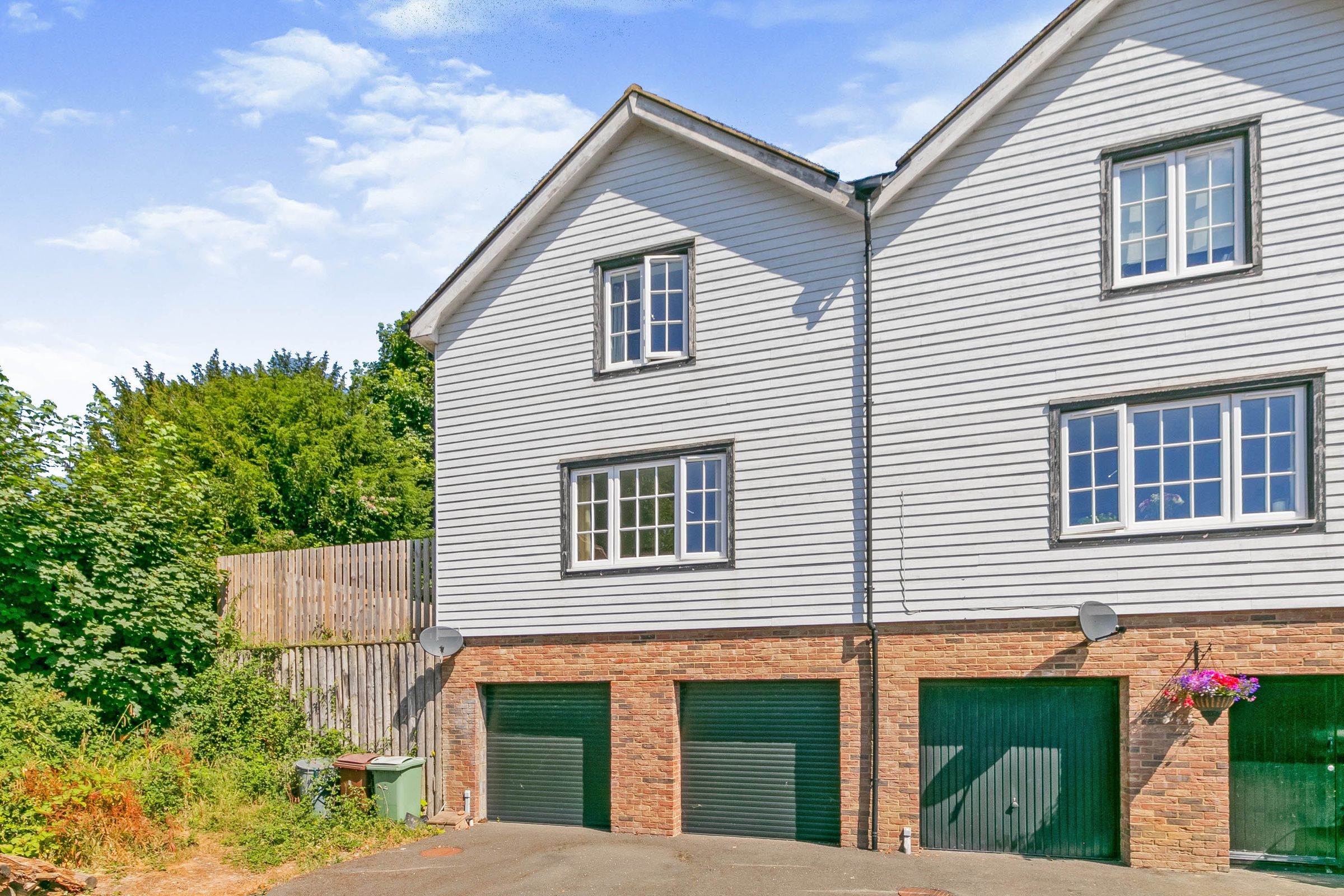3 bed terraced house for sale in Highgate Mews, Hawkhurst, Cranbrook