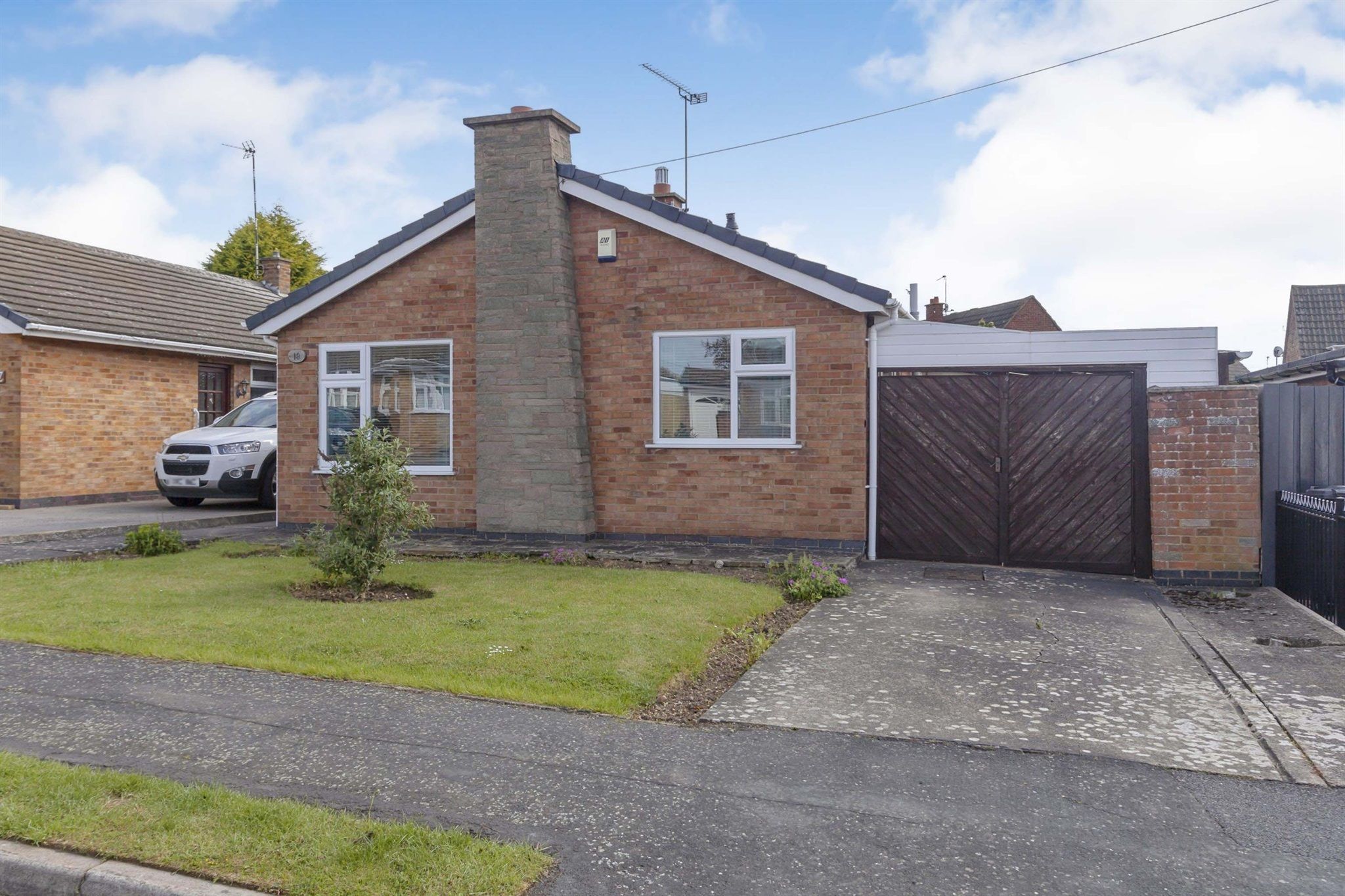 2 bed detached bungalow for sale in Ash Road, Earl Shilton, Leicester