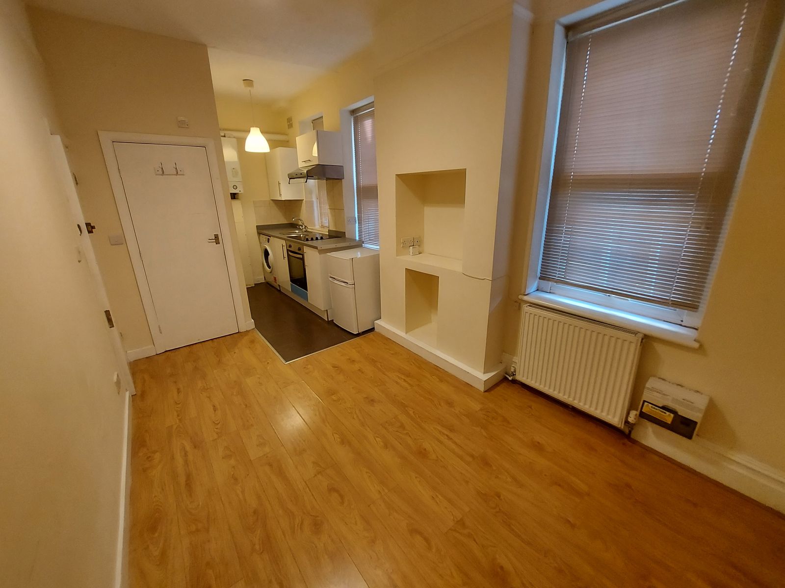 Studio to rent in Green Lanes, London N13 Zoopla