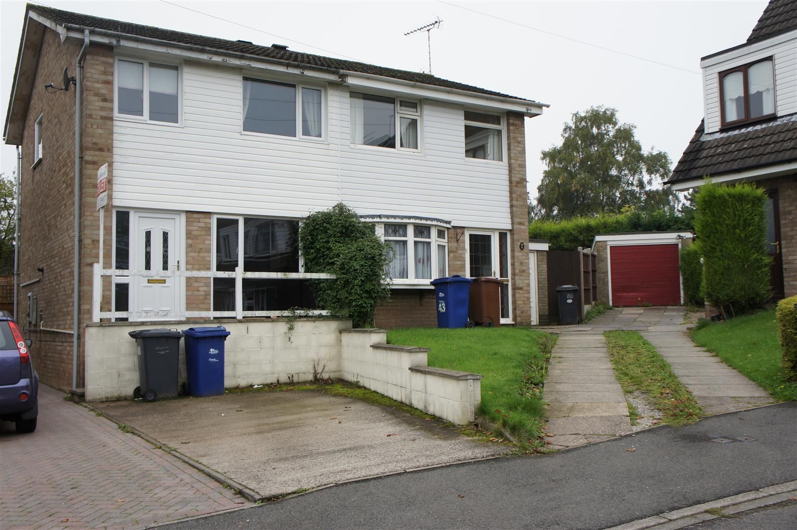 3 bed semidetached house for sale in Newfield Road, BurtonOnTrent