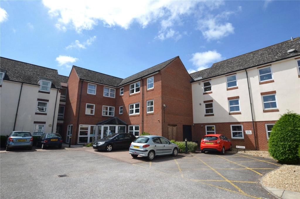 2 bed property to rent in Homelace House, King Street, Honiton, Devon