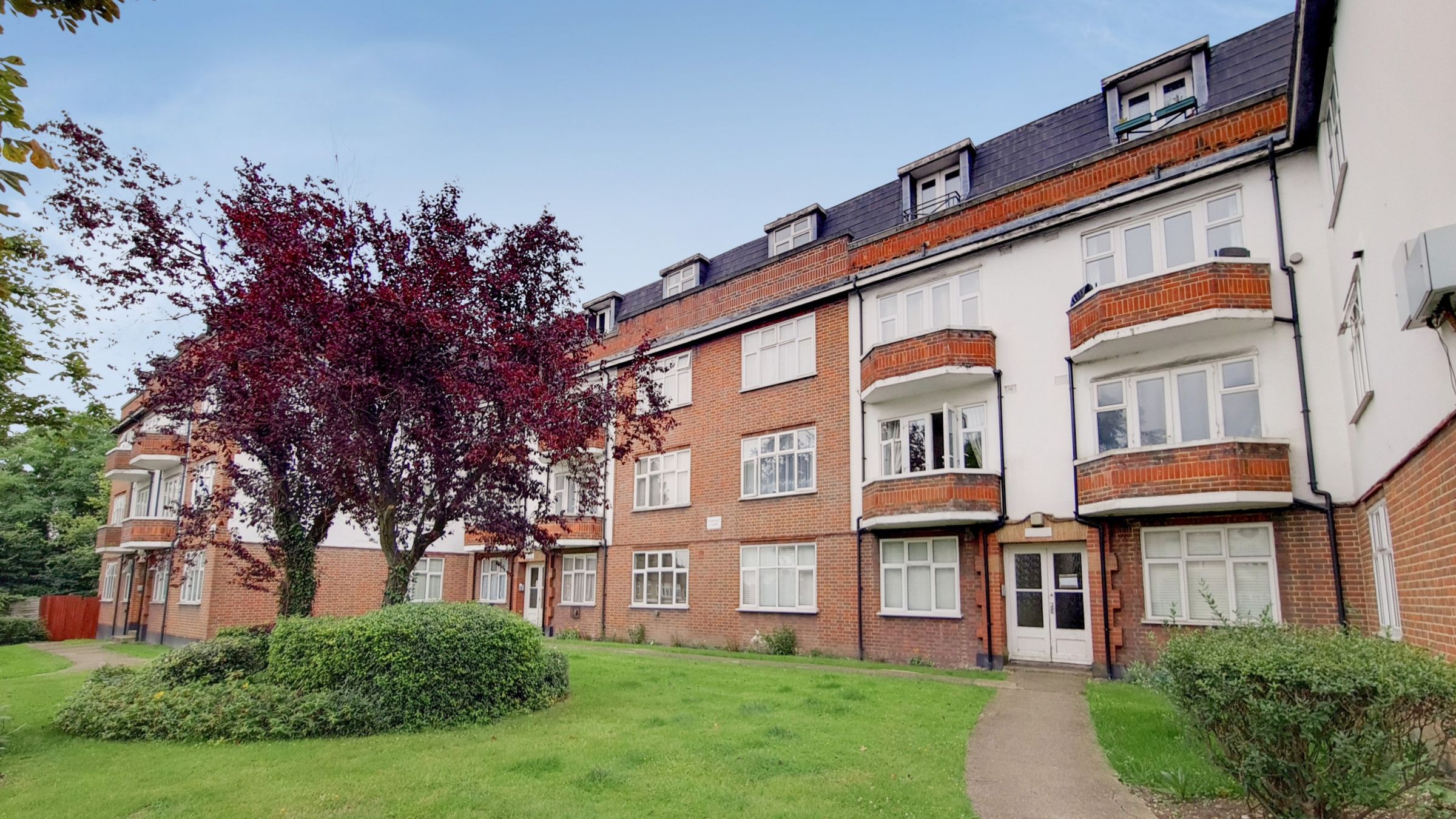 2 bed flat for sale in Carshalton Road, Sutton SM1 Zoopla
