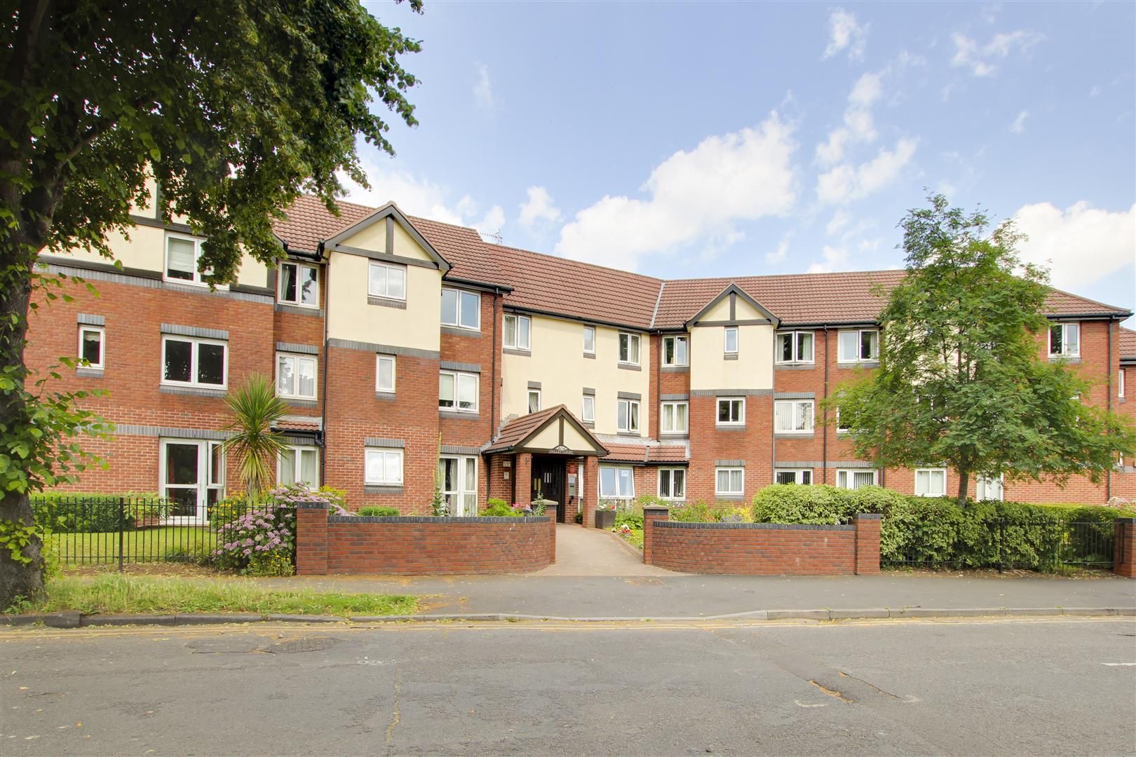 1 bed flat for sale in Ribblesdale Road, Sherwood Dales, Nottinghamshire NG5 Zoopla