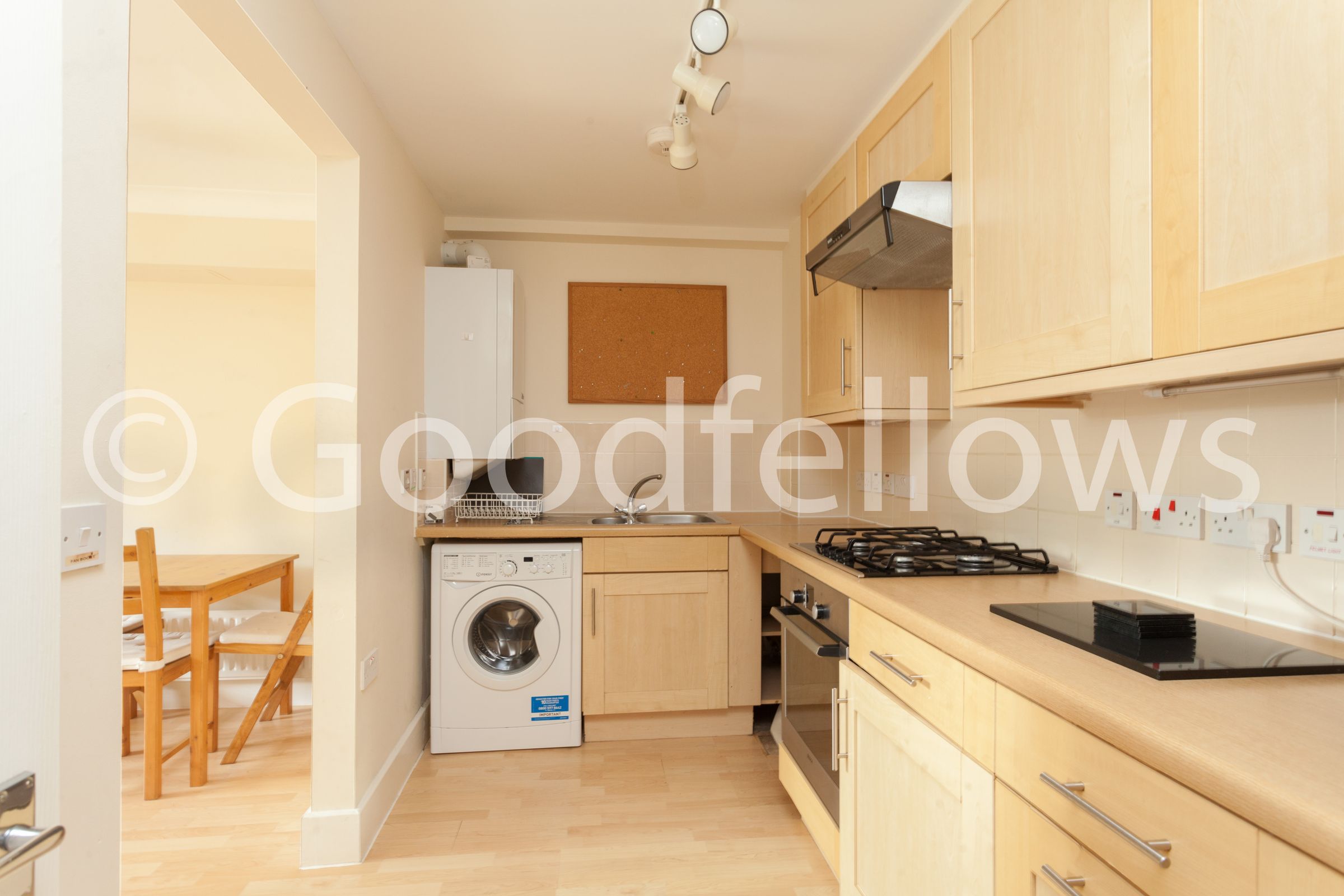1 bed flat to rent in Bolton Drive, Morden, Surrey SM4 Zoopla