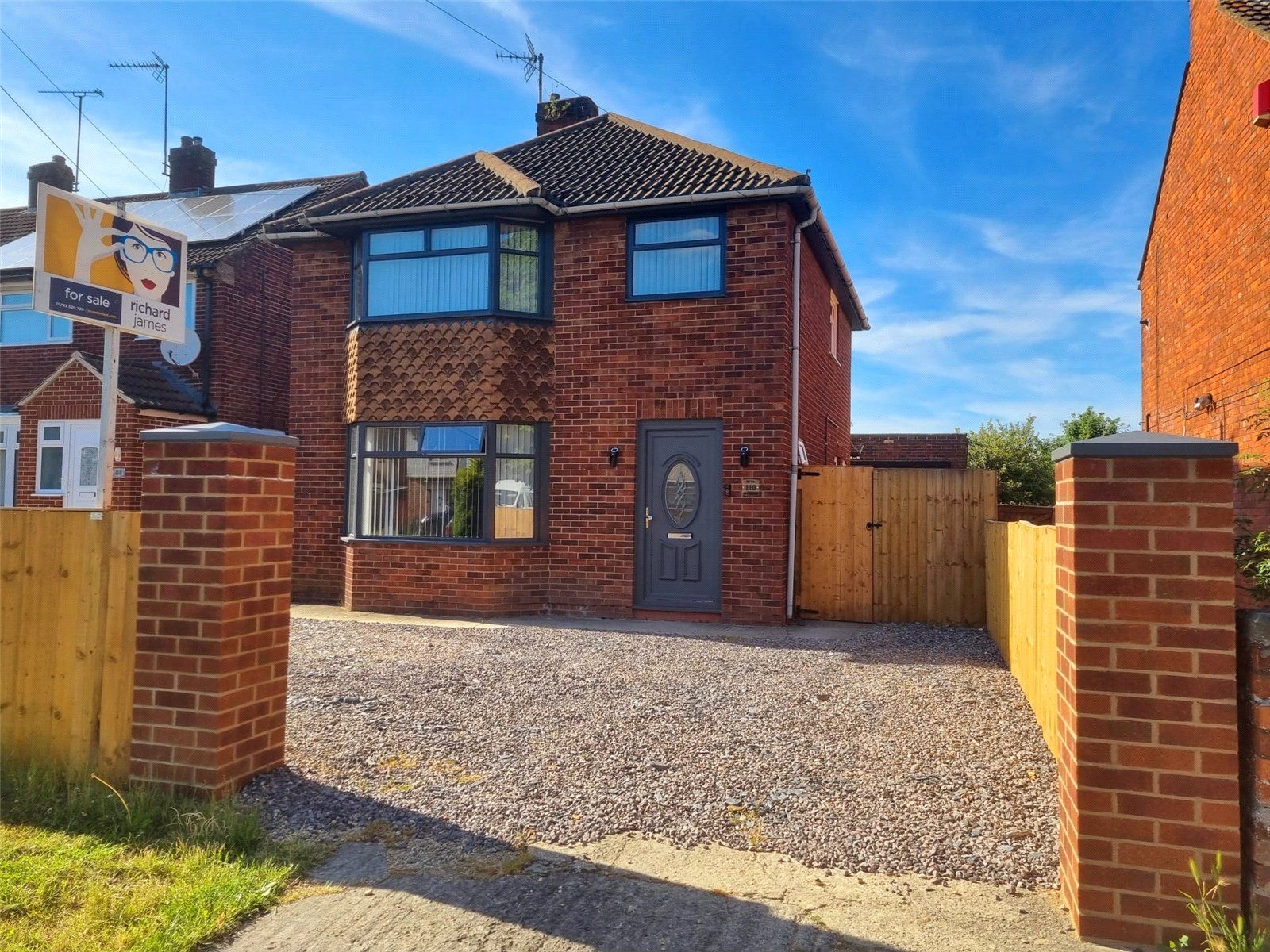 3 bed detached house for sale in Whitworth Road, Swindon, Wiltshire
