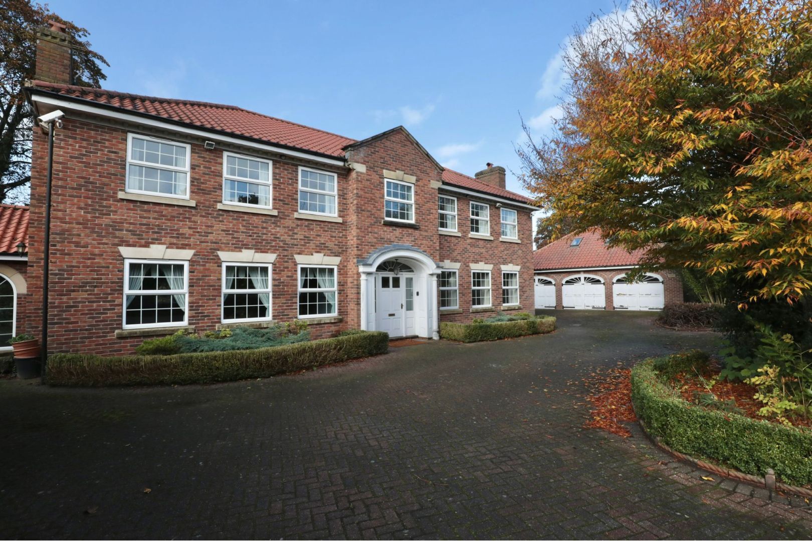 4 bed detached house for sale in Rose Gardens, Retford DN22 Zoopla