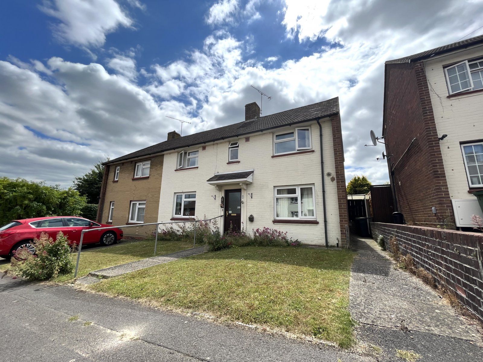 3 bed semidetached house for sale in Kipling Walk, Basingstoke