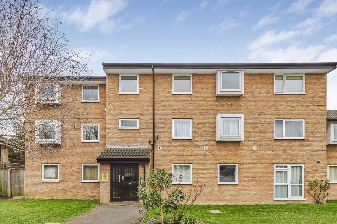 2 bed flat for sale in Henfield Road, London SW19 Zoopla