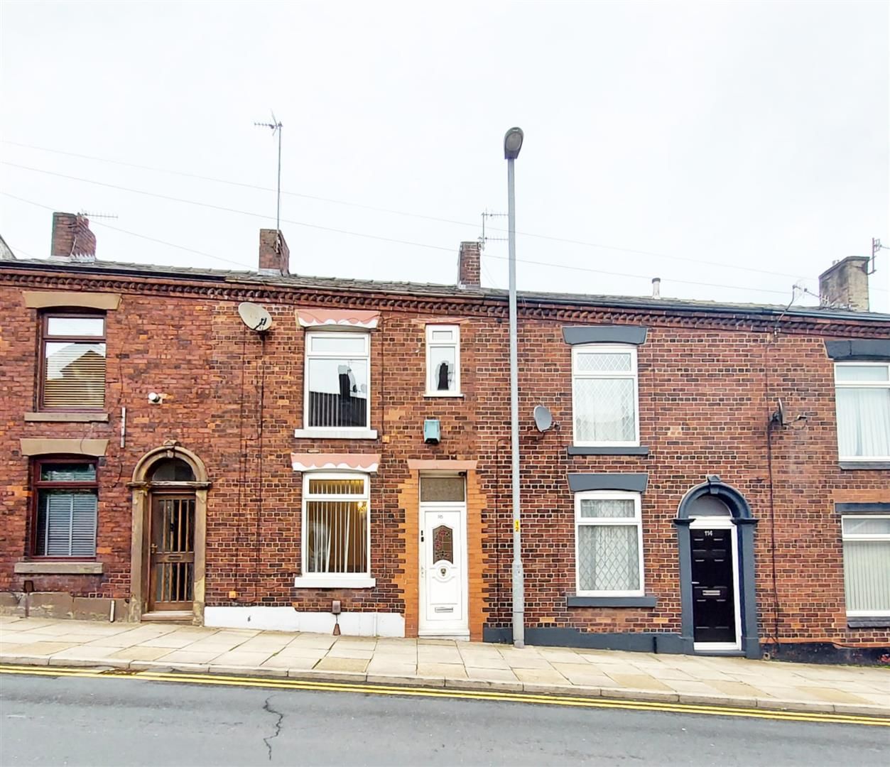 3 bed property to rent in Rochdale Road, Shaw, Oldham OL2 Zoopla