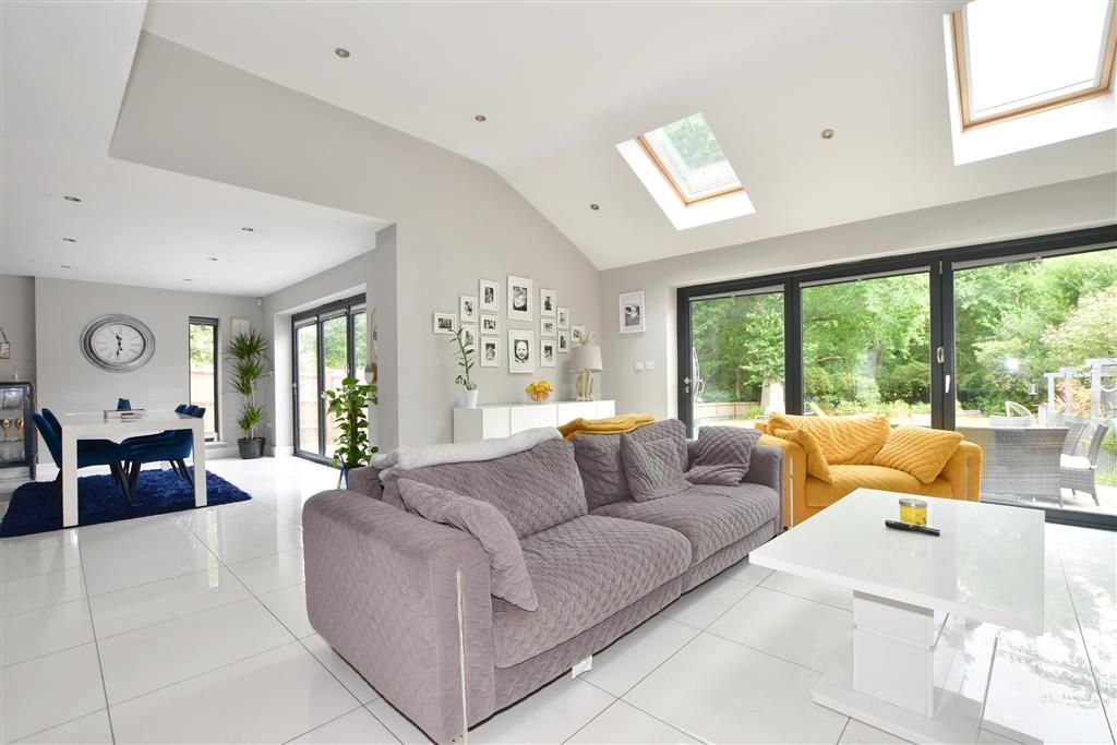 4 bed detached house for sale in Copthorne Road, Felbridge, East