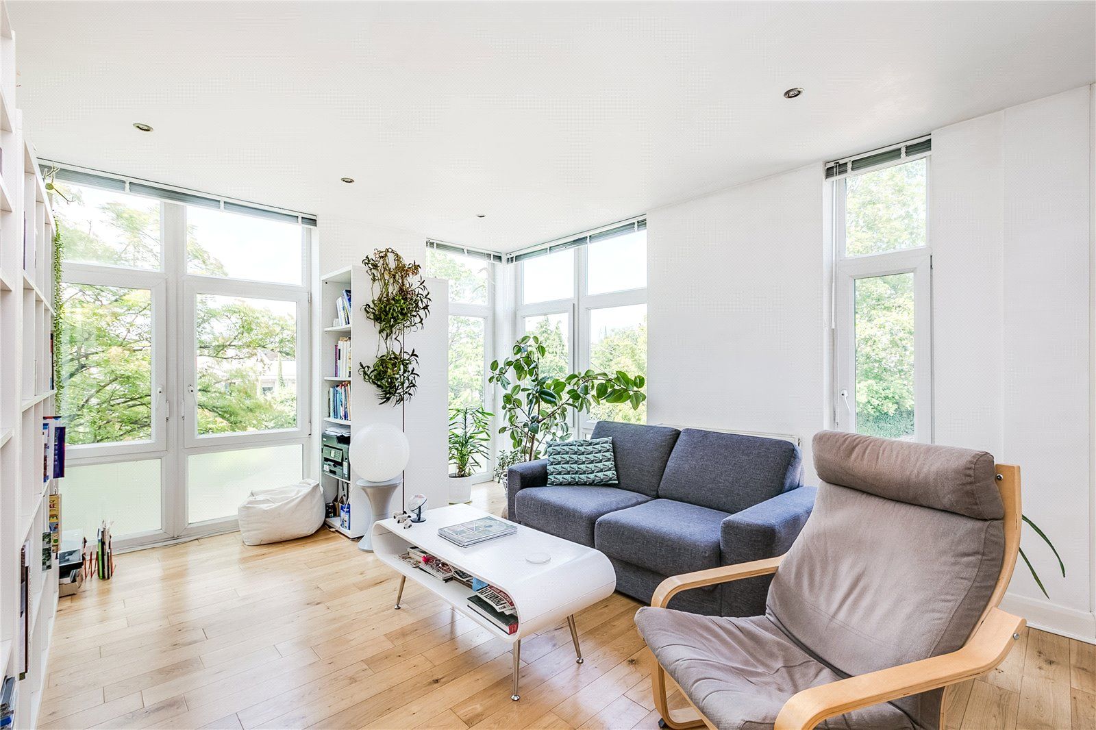 Thackeray House, Gilbert Road, London SE11  