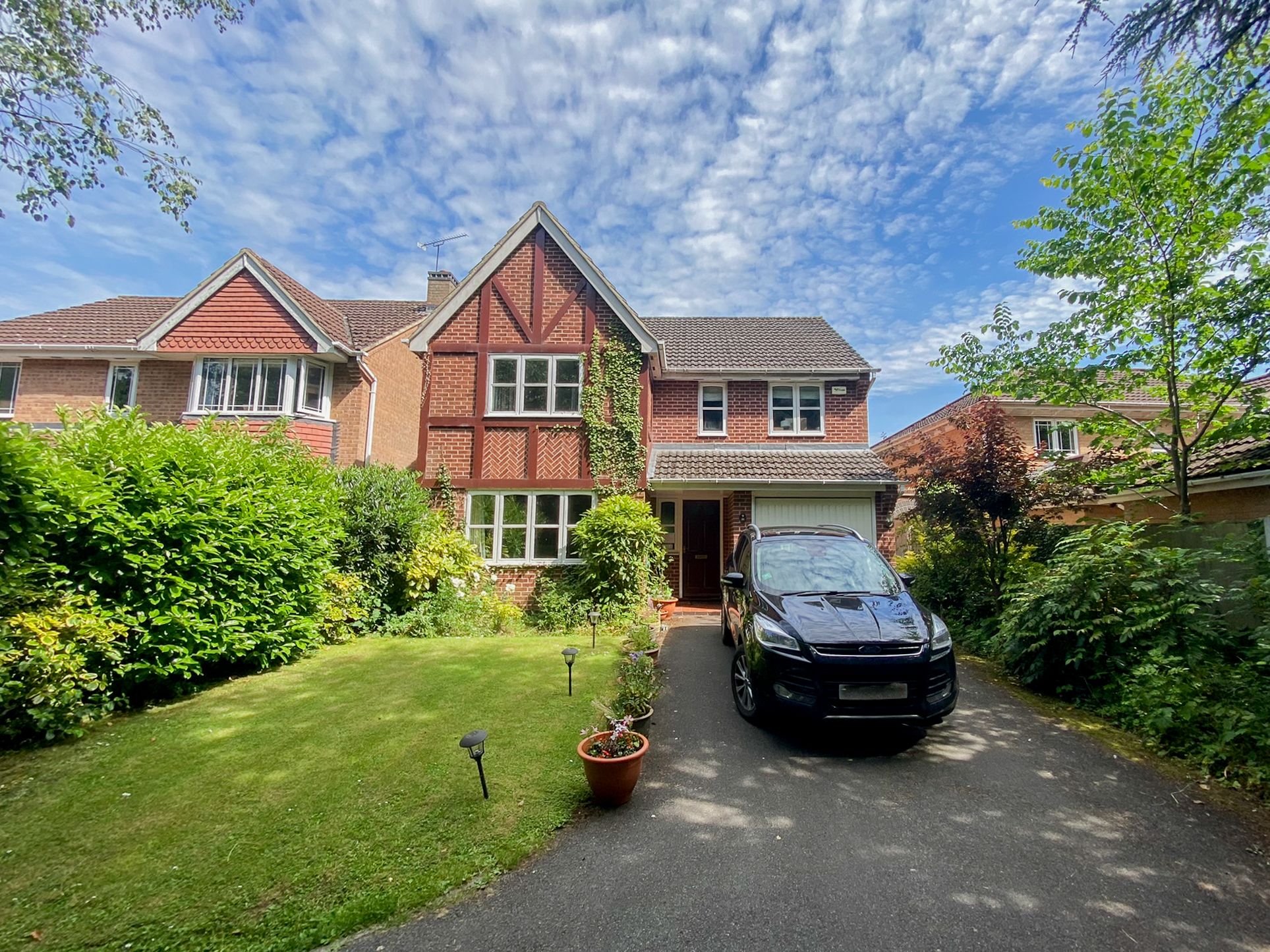 4 bed detached house for sale in Longthorpe Close, Littleover, Derby