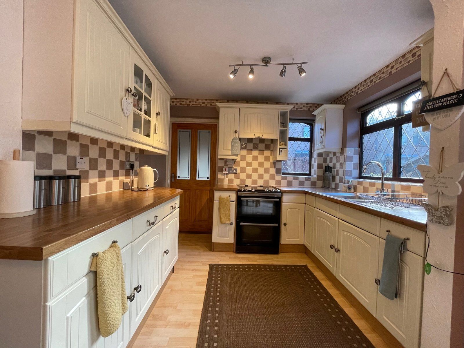3 bed semidetached house for sale in Blackshaw Drive, Walsgrave On