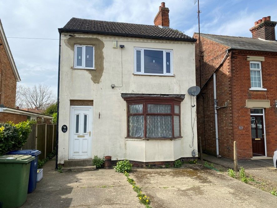 4 bed detached house for sale in 19 Sutton Road, Leverington, Wisbech