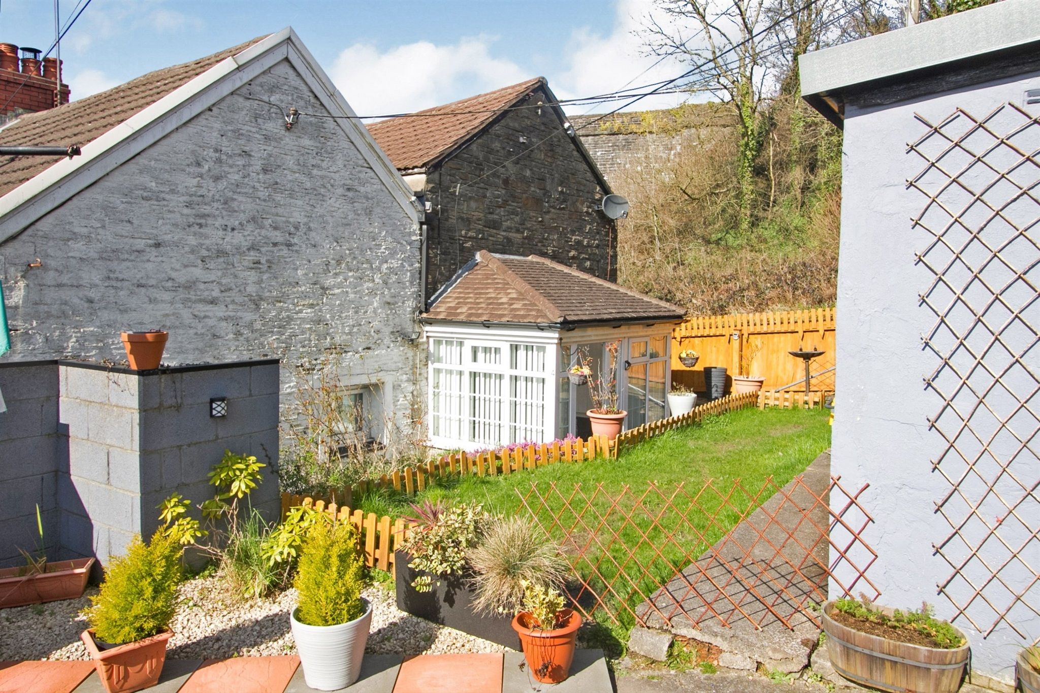 1 bed terraced house for sale in Butchers Cottages, Maesycwmmer