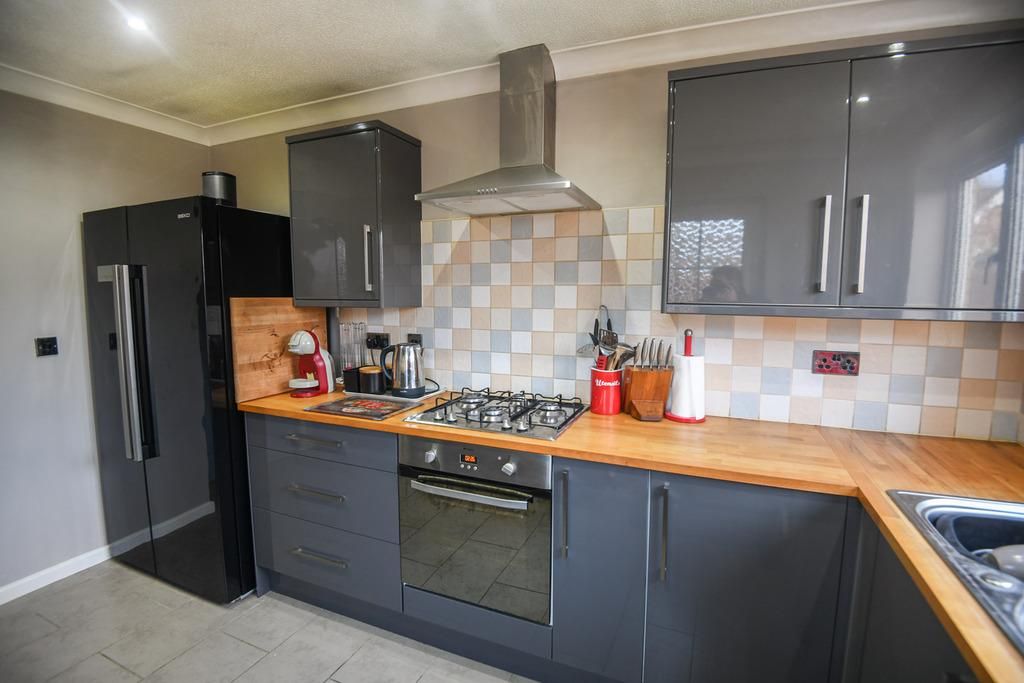 2 bed detached bungalow for sale in Malt Drive, South Brink, Wisbech
