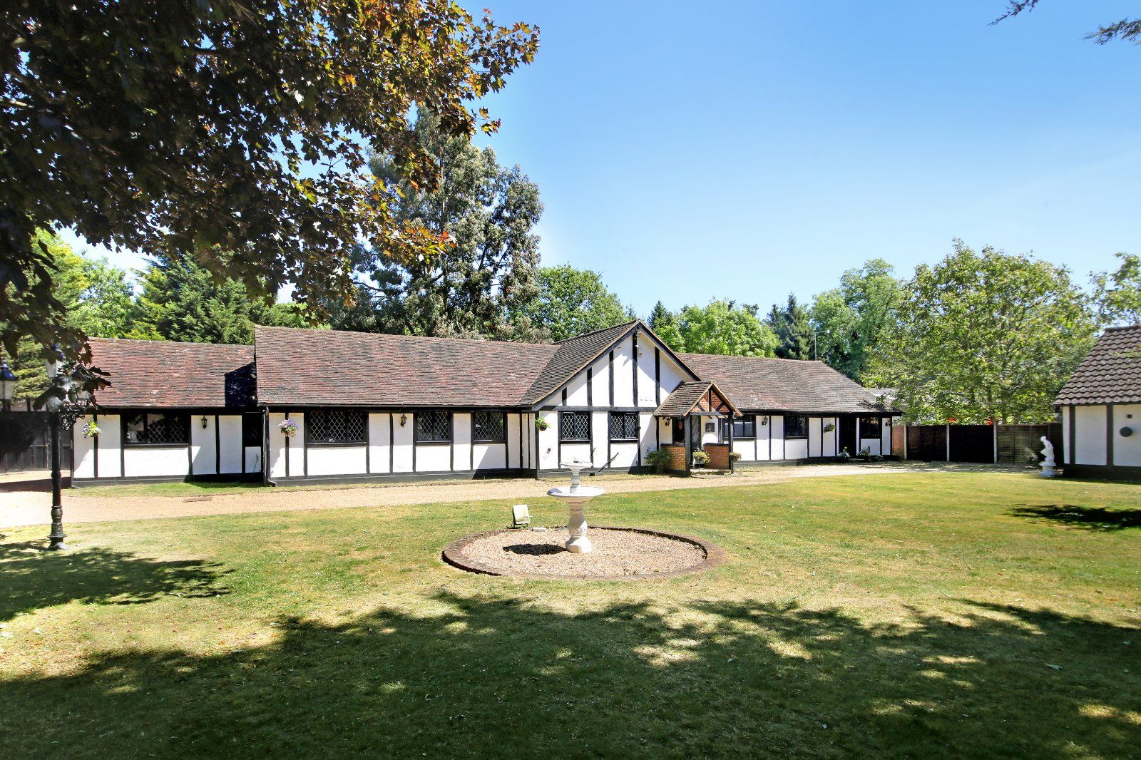 Black Lake Close, Virginia Water / Egham Border, Surrey TW20  