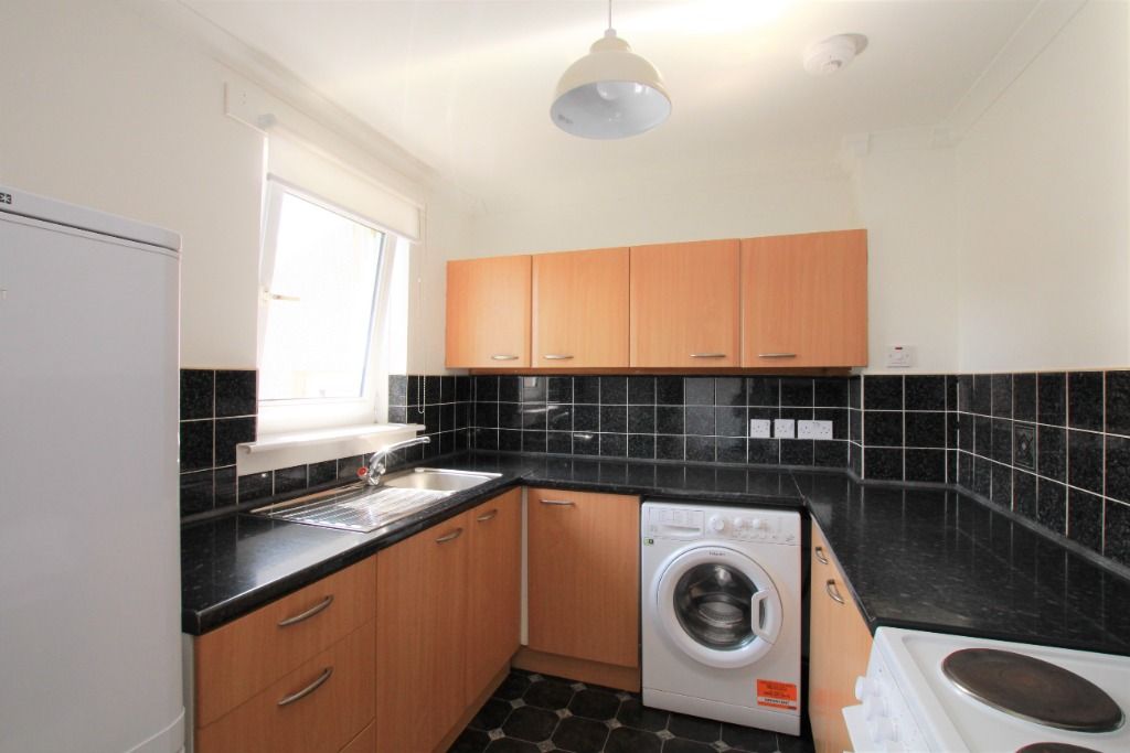 1 bed flat to rent in Smithycroft Road, Riddrie, Glasgow G33 Zoopla