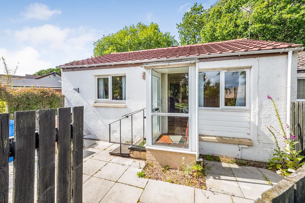 1 bed bungalow for sale in Craigievar Drive, Glenrothes, Fife KY7 Zoopla