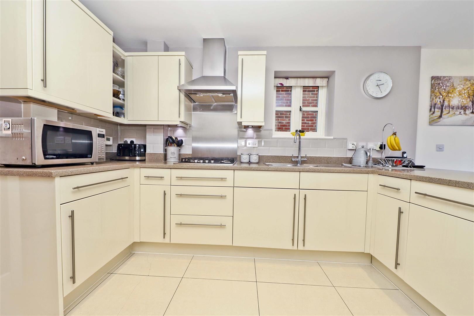 3 bed semidetached house for sale in Mill Drive, Ruislip HA4 Zoopla