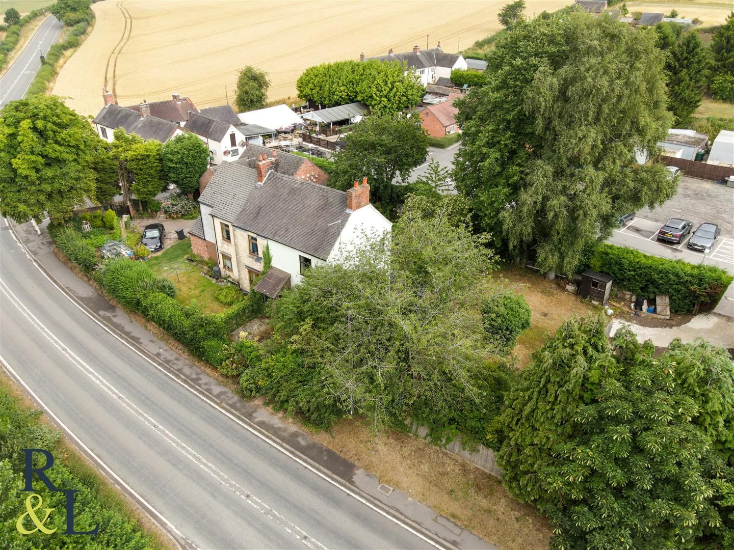 3 bed semidetached house for sale in Annswell House, Burton Road