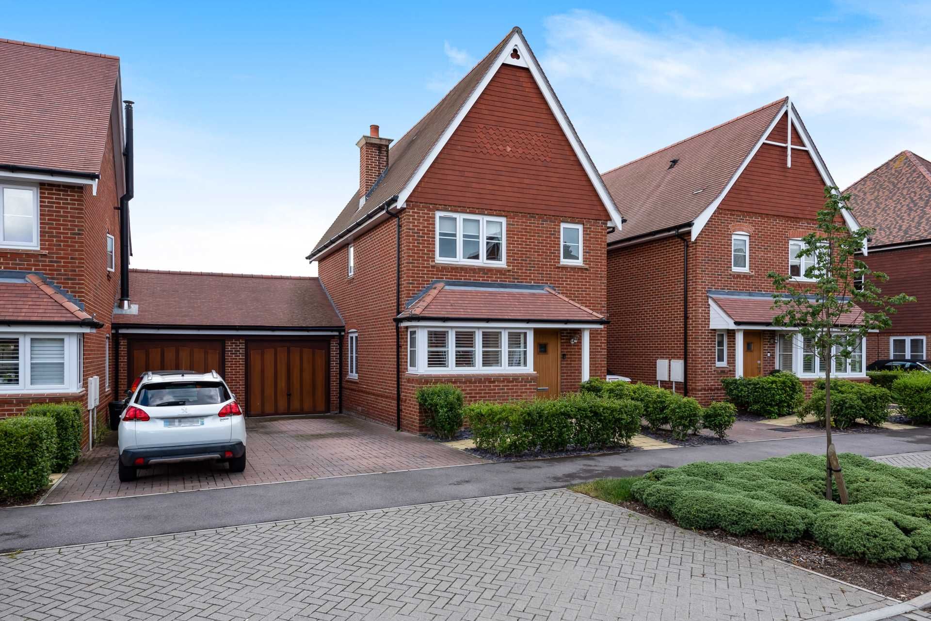 Wheeler Avenue, Wokingham RG40  