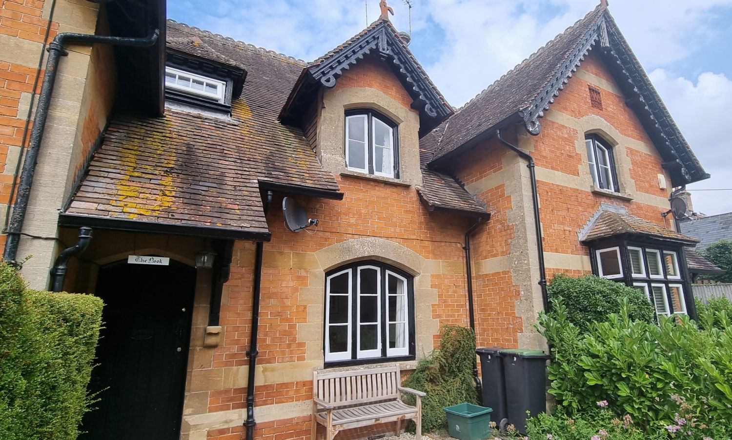 2 bed terraced house to rent in Iwerne Minster, Blandford Forum DT11