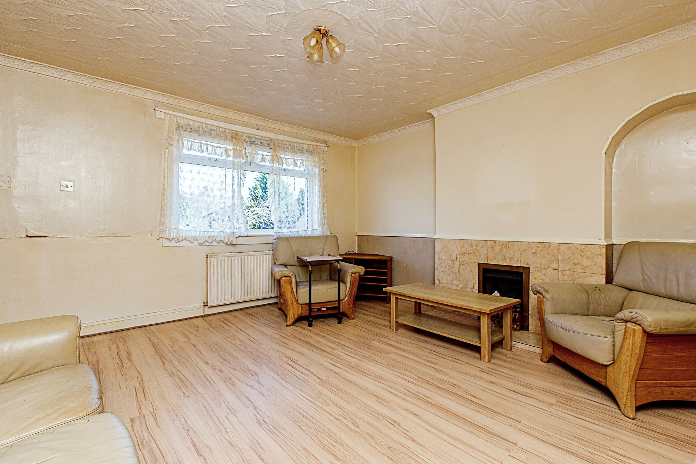 2 bed end terrace house for sale in Hillview Drive, Glasgow G72 Zoopla