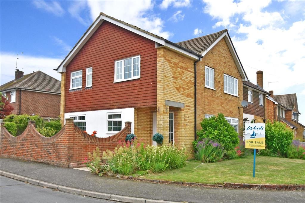 4 bed semidetached house for sale in Godden Road, Snodland, Kent ME6