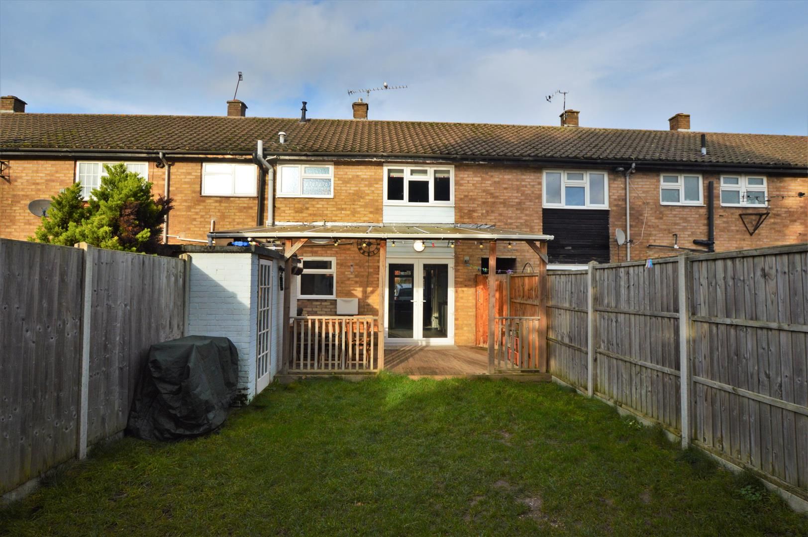 3 bed terraced house for sale in Coverdale Way, Slough SL2 Zoopla