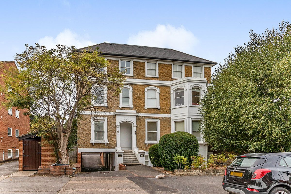 Studio to rent in Berrylands, Surbiton, Surrey KT5 Zoopla