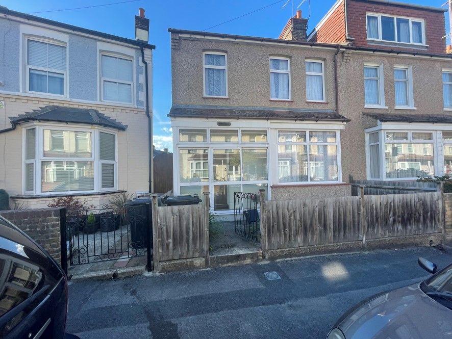 3 bed semidetached house for sale in 50 Brook Road, Northfleet