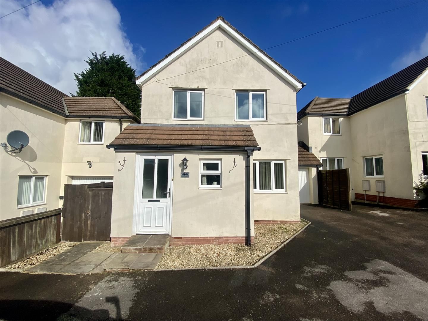 3 bed linkdetached house to rent in Dockham Road, Cinderford
