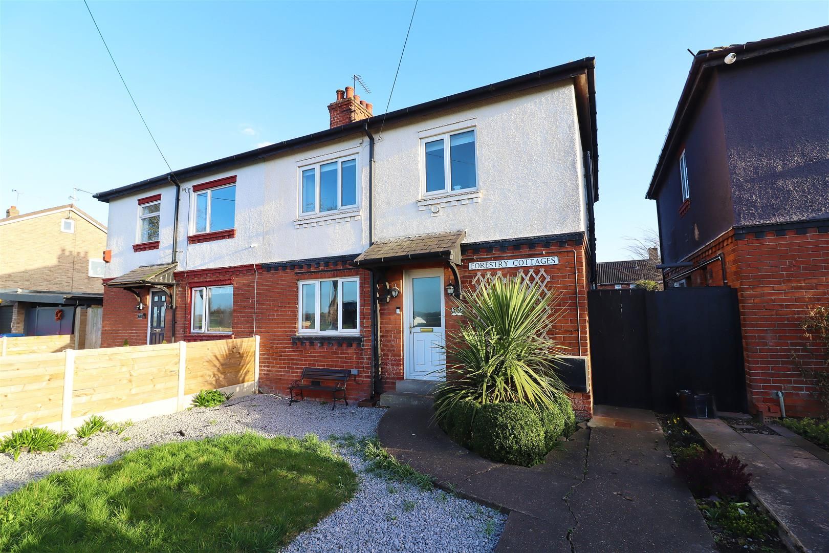 3 bed semidetached house for sale in Well Lane, Willerby, Hull HU10