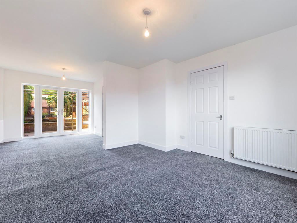 3 bed semidetached house for sale in Treetown Crescent, Treeton