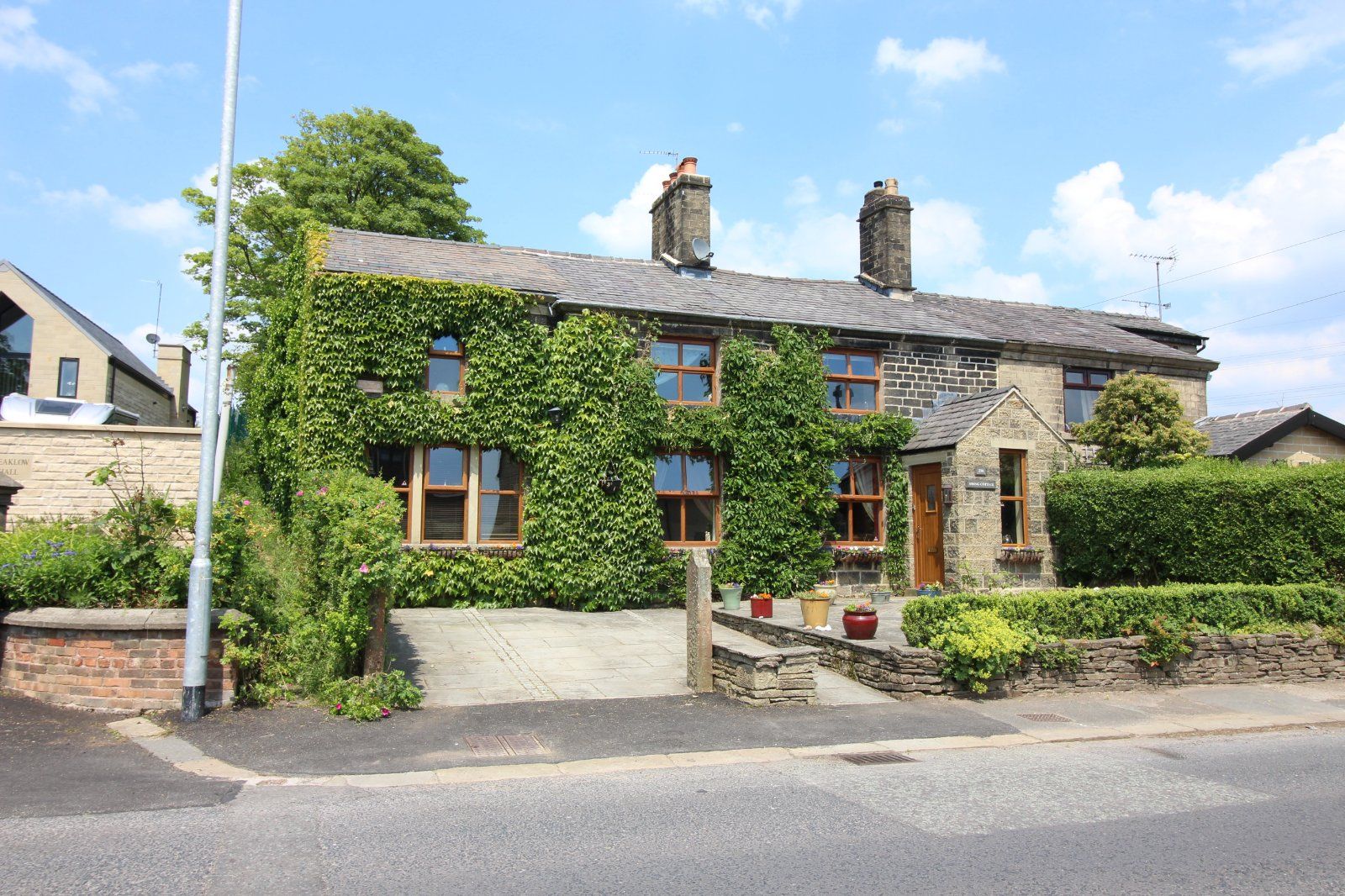 4 bed semidetached house for sale in Bolton Road, Hawkshaw, Bury