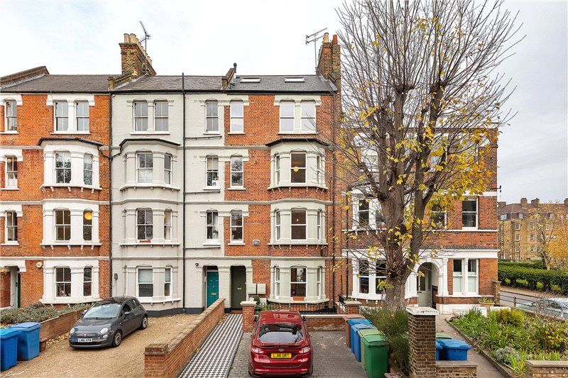 Kennington Park Place, Kennington, London SE11  