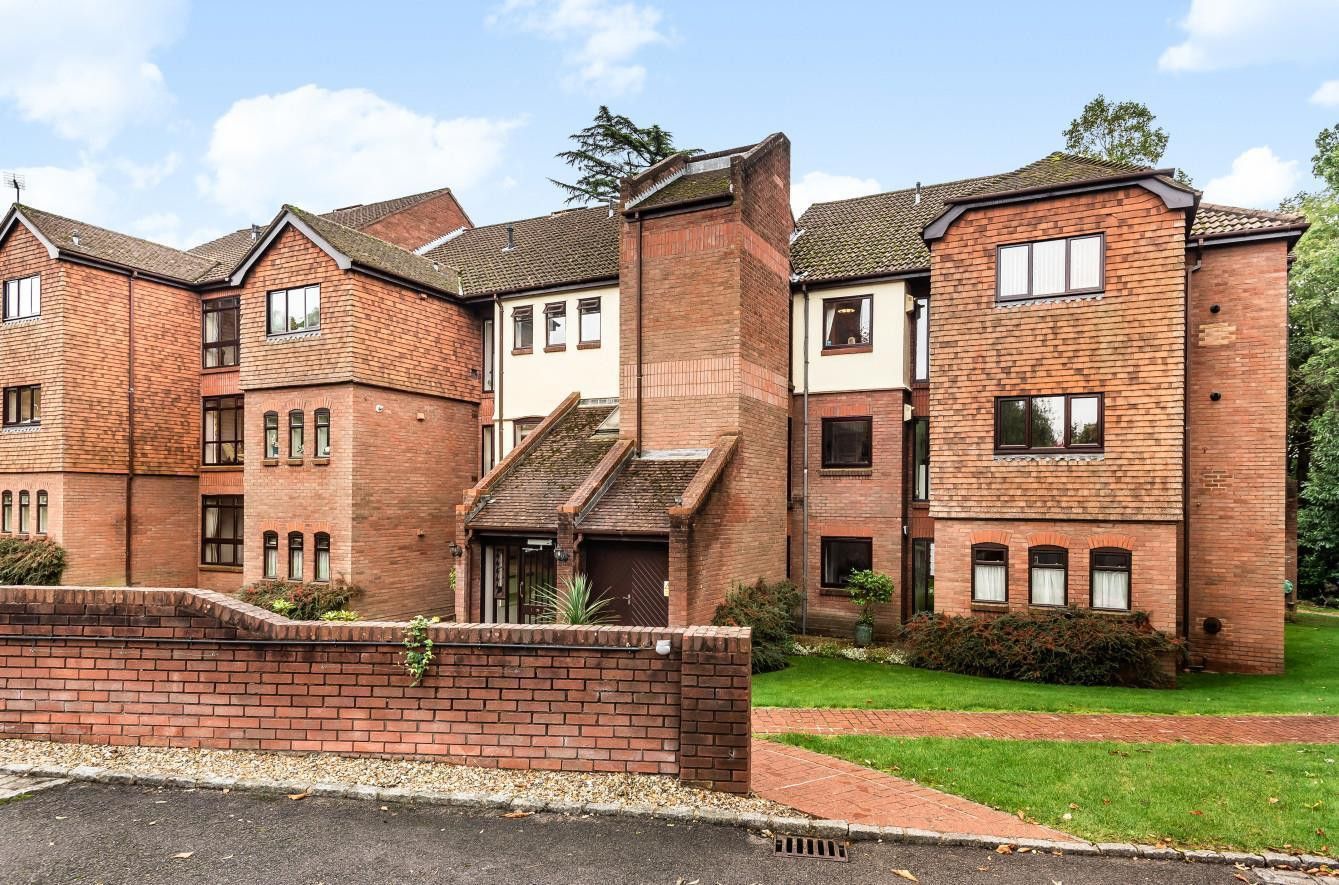 Raylands Mead Gerrards Cross Buckinghamshire SL9  