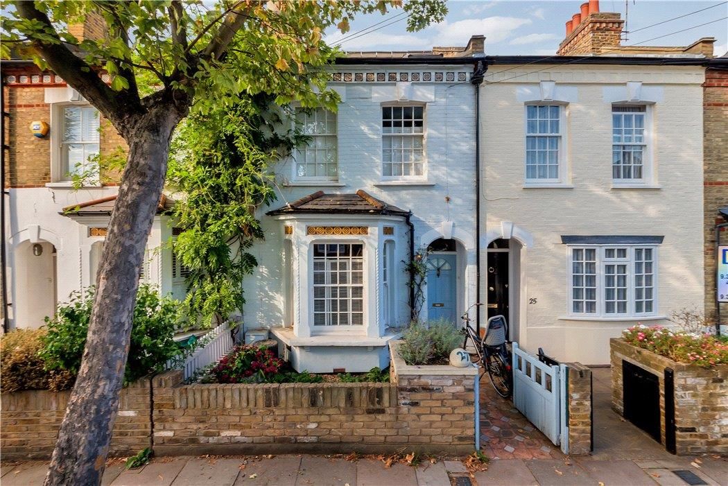 Glebe Street, Chiswick, London W4.  