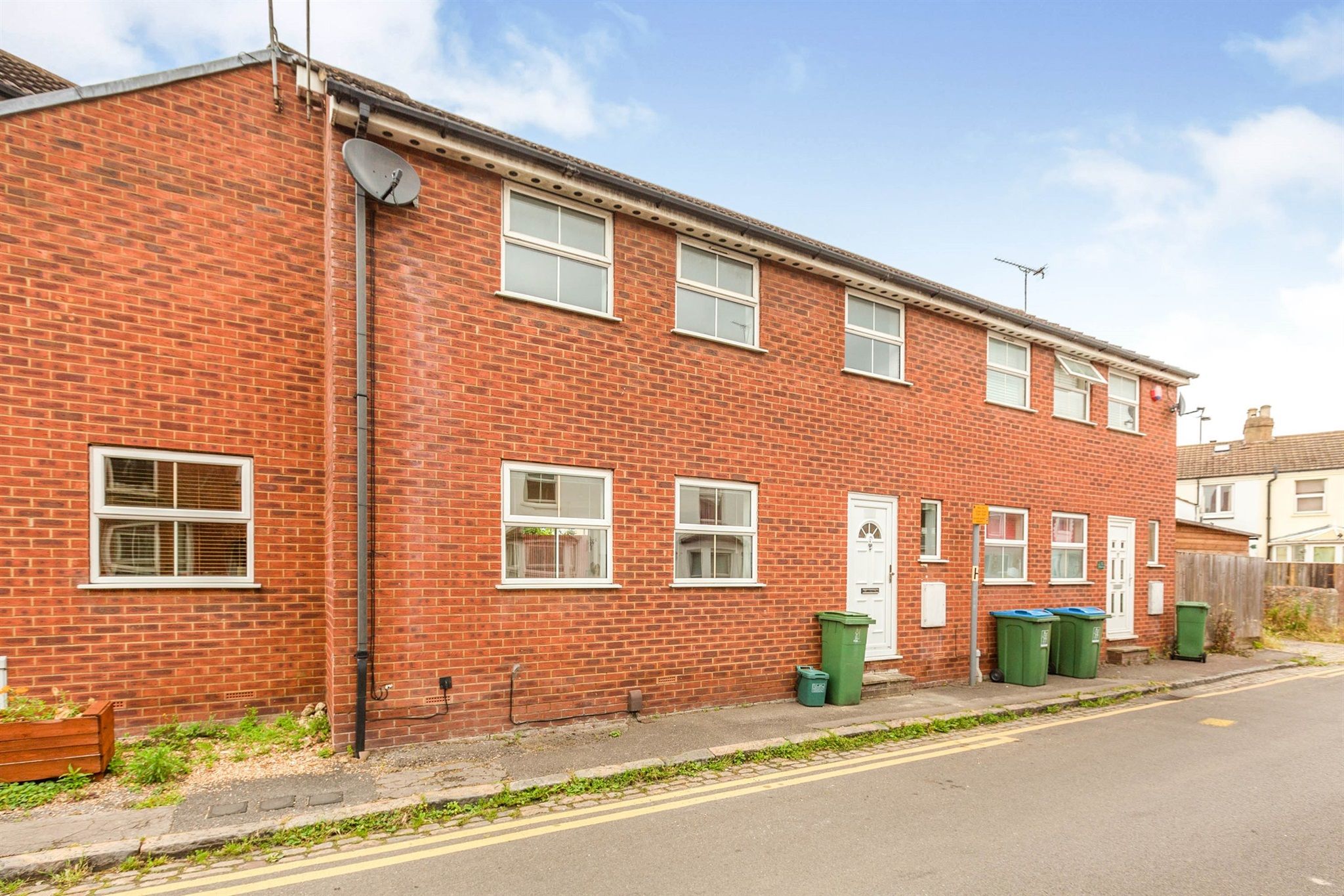 Norfolk Terrace, Aylesbury HP20  