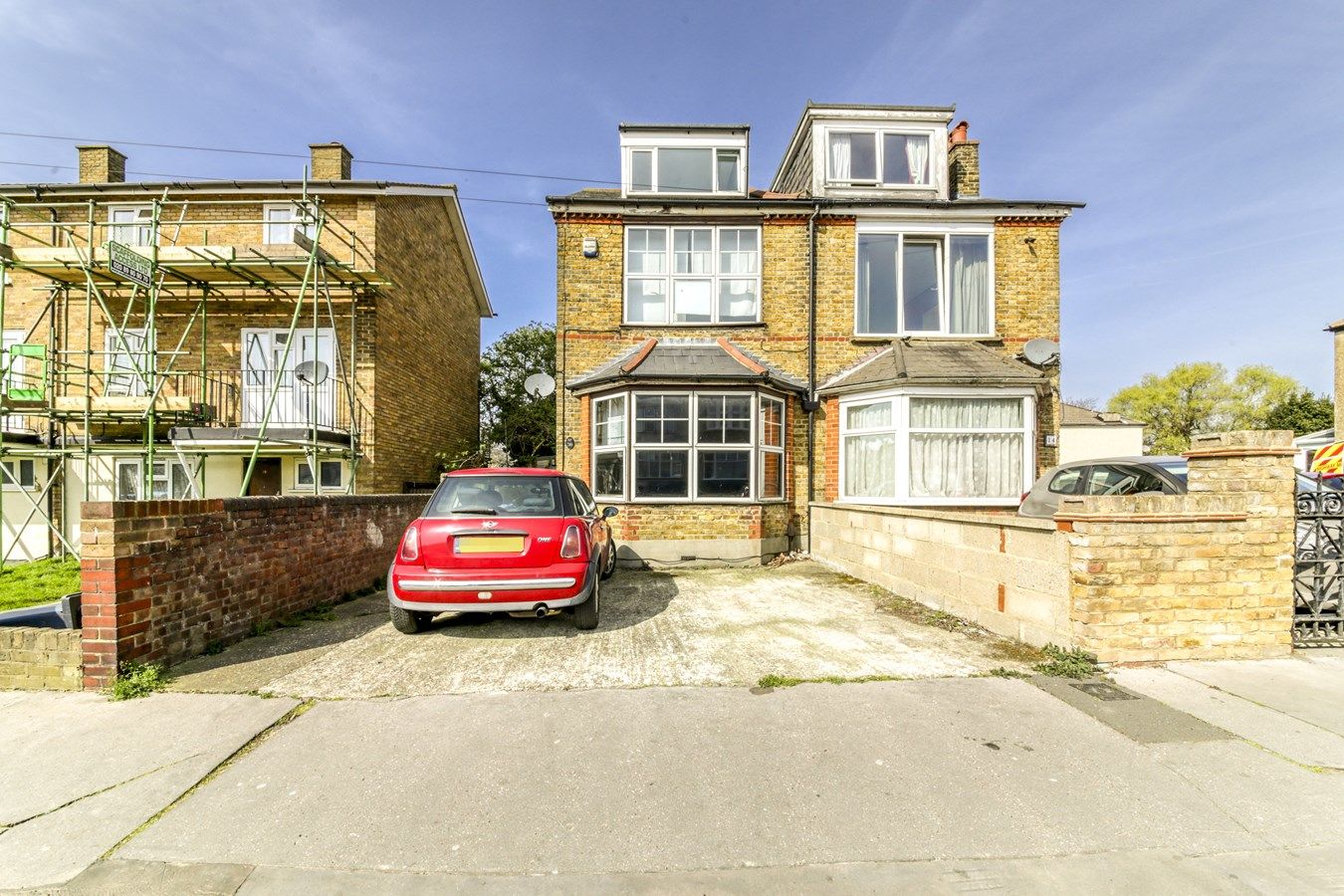 4 bed semidetached house for sale in Sandfield Road, Thornton Heath