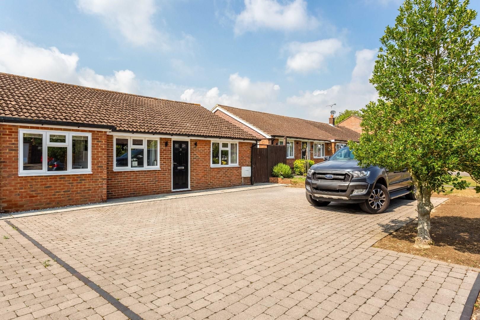 4 bed bungalow for sale in Downsview, Small Dole, Henfield BN5 Zoopla