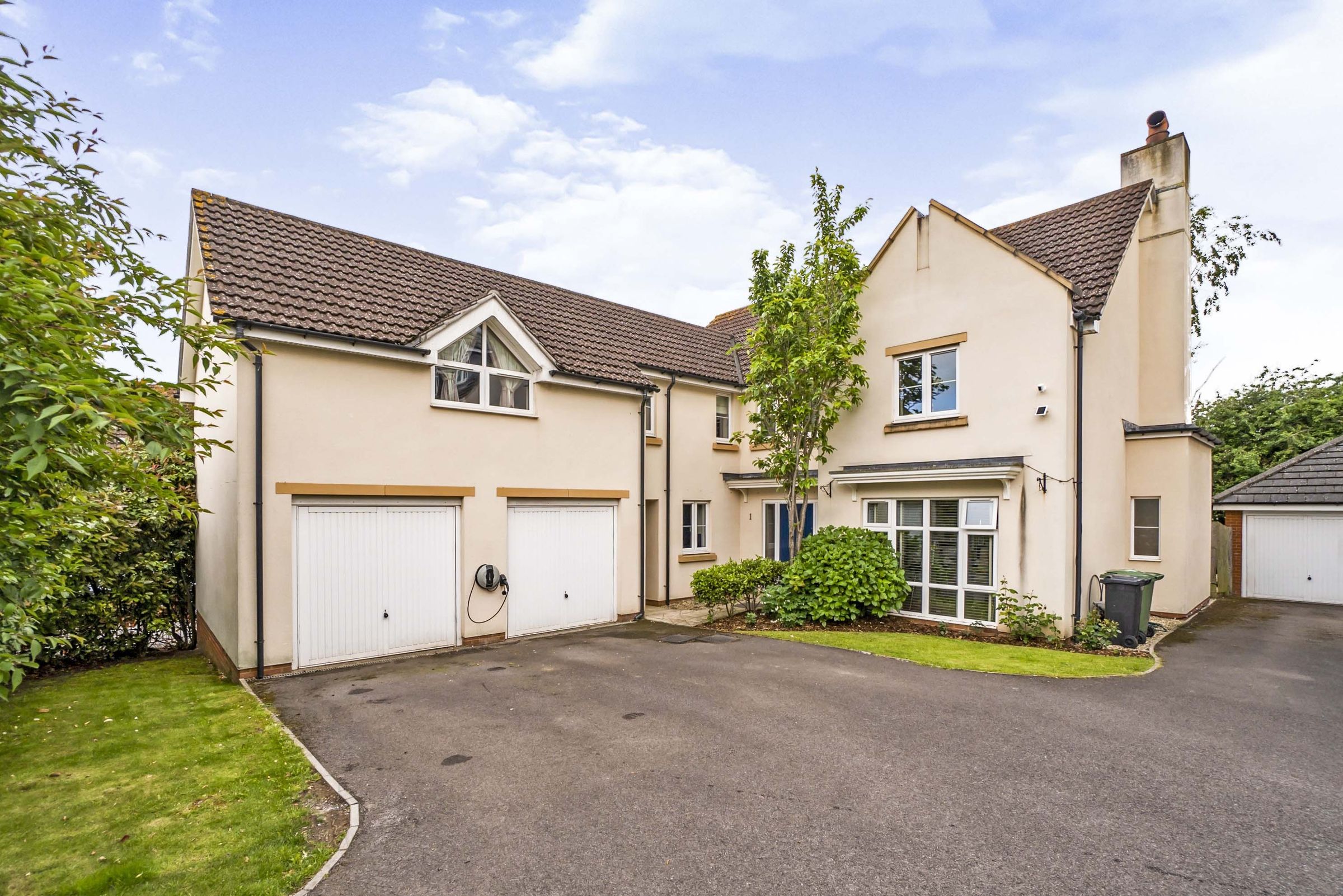 5 bed detached house for sale in The Pines, Mangotsfield, Bristol BS16 Zoopla