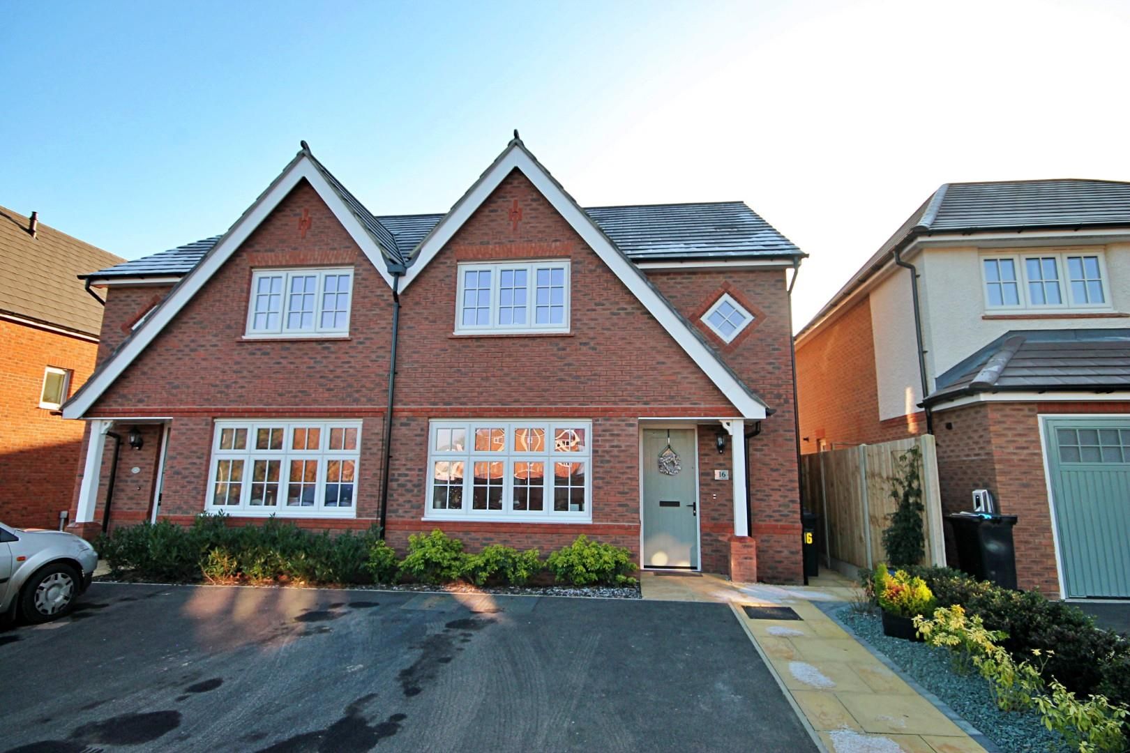 3 bed semidetached house for sale in Pattingham Drive, Amington