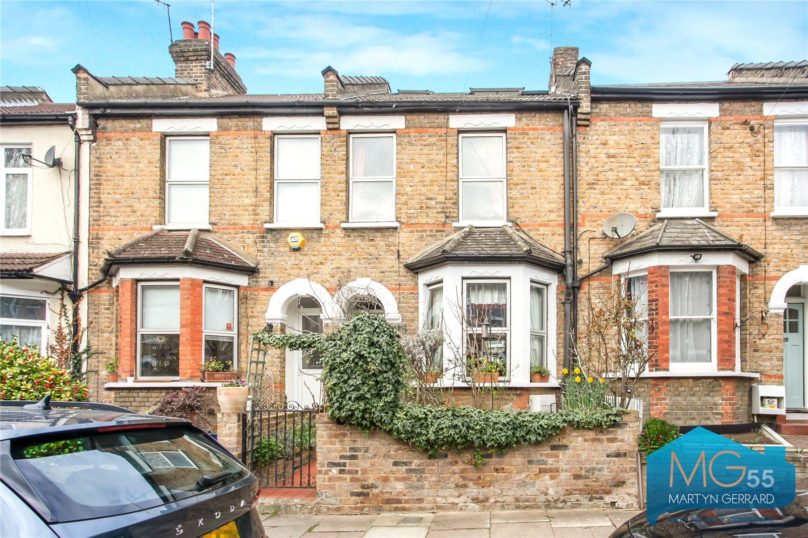 Highworth Road, Bounds Green, London N11  