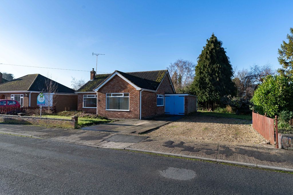 3 bed detached bungalow to rent in Sherwood Drive, Spalding PE11 Zoopla
