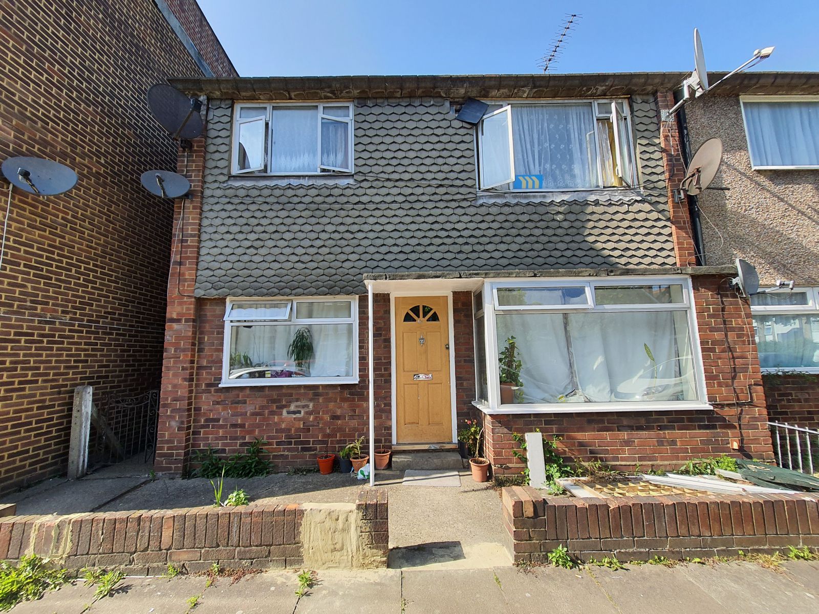 3 bed flat for sale in Bronhill Terrace, Lansdowne Road, London N17