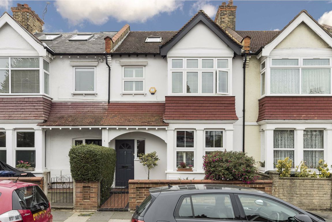 4 bed property for sale in Leighton Road W13 Zoopla